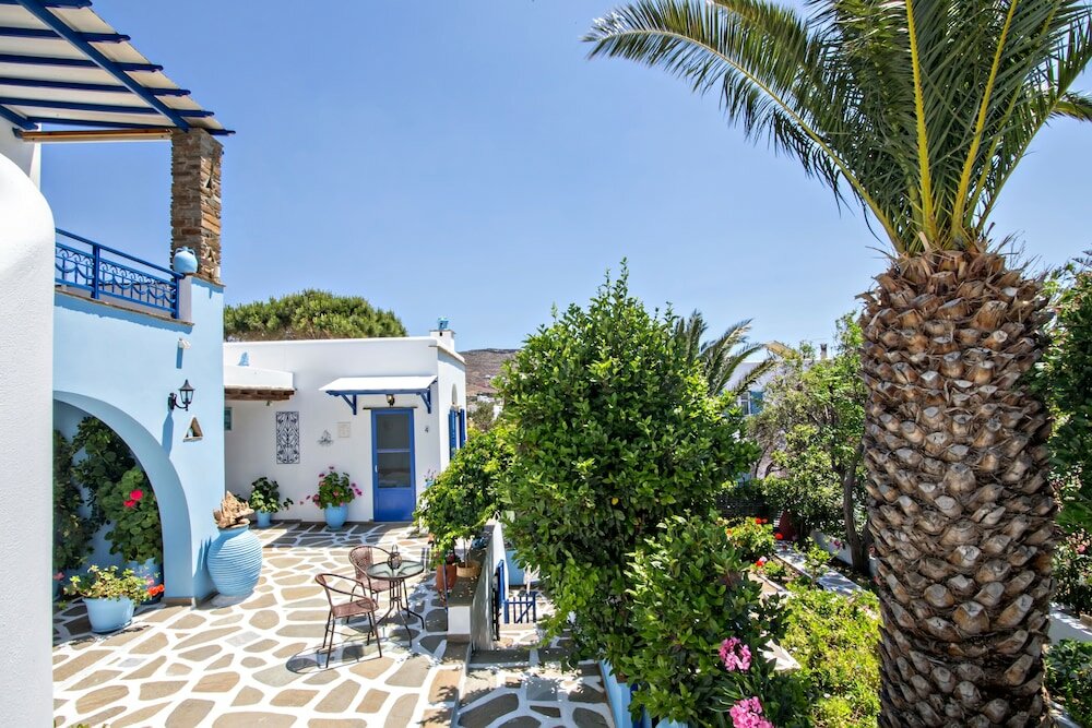 Фото Irini Studios In Tinos
