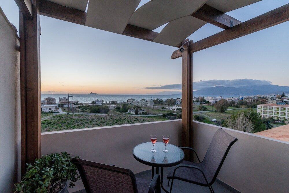 Фото Kalamaki-Sunset