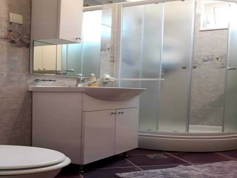 Фото Apartments Dobrila