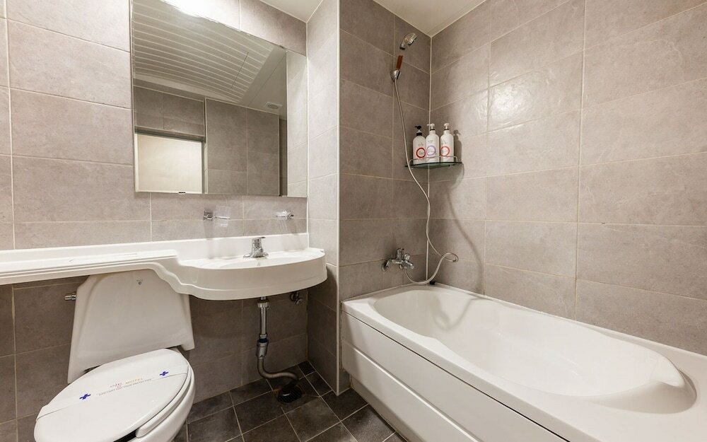 Фото Daejeon Seonhwa Iteul