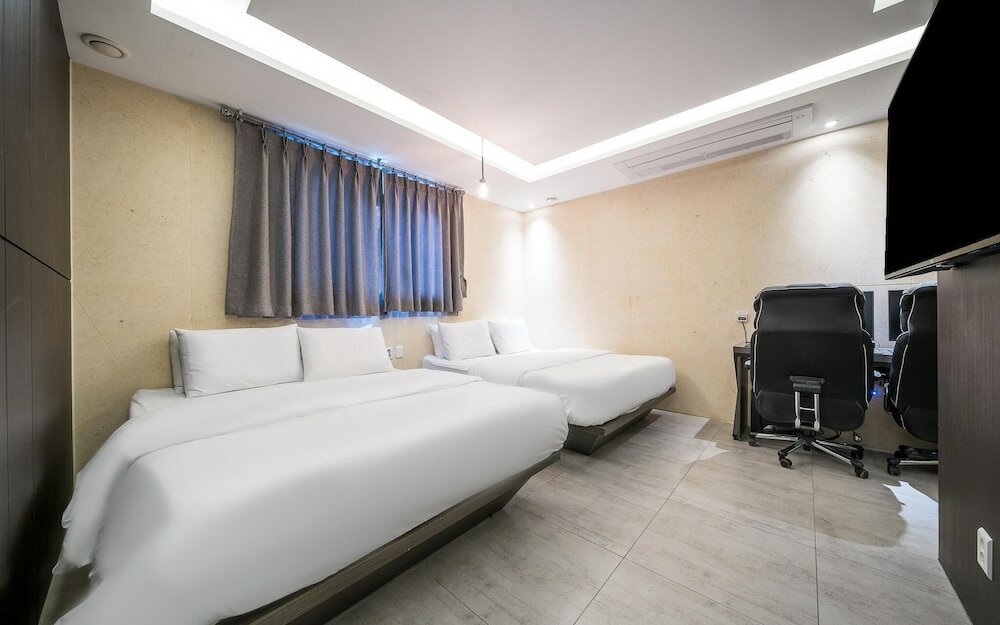 Фото Incheon Asiad Banwol Hotel