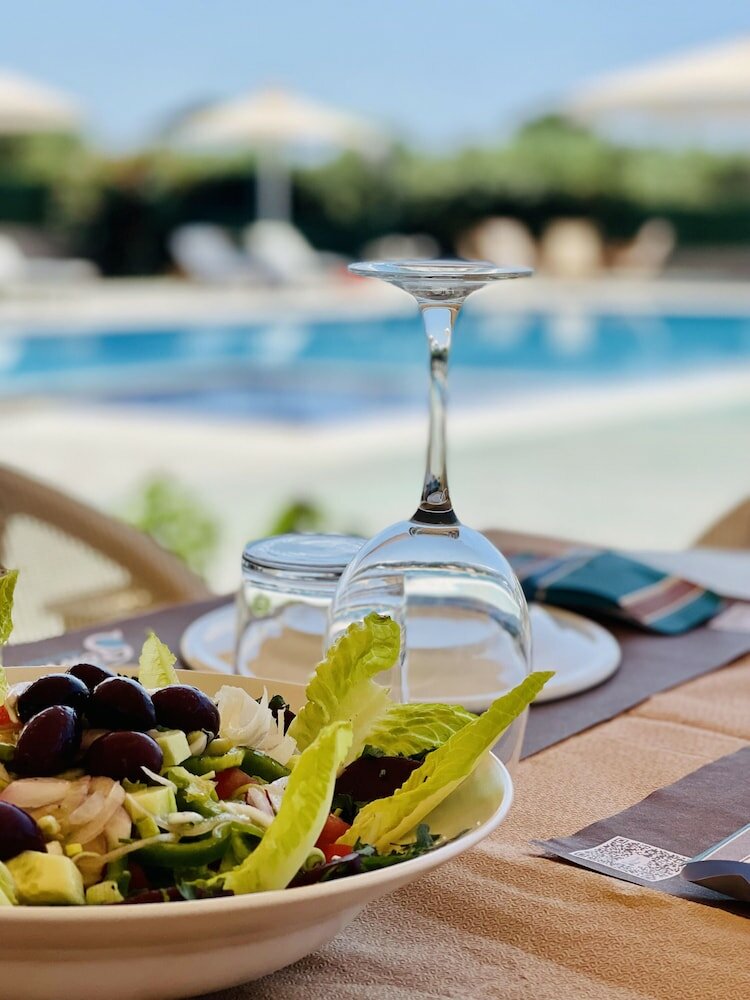 Фото Stomio Villague