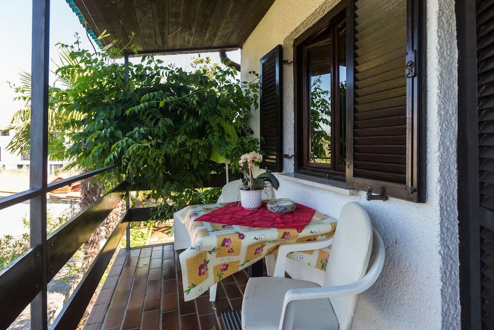 Фото Anamarija Apartments close to the beach