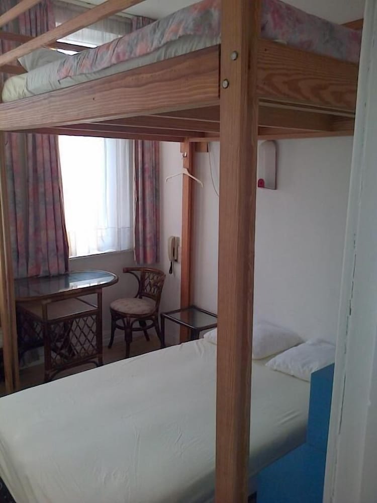 Фото Logies Grenadine