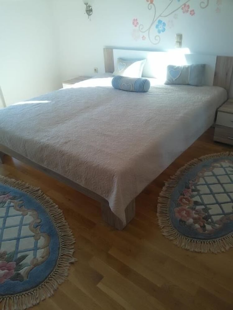 Фото Marinka - With Backyard - A2