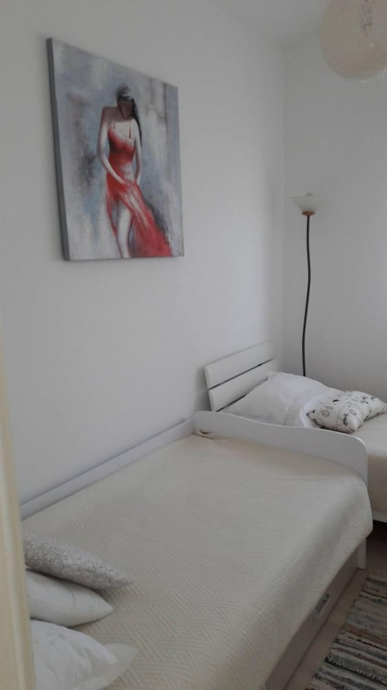 Фото Viki - With Heated Pool - H