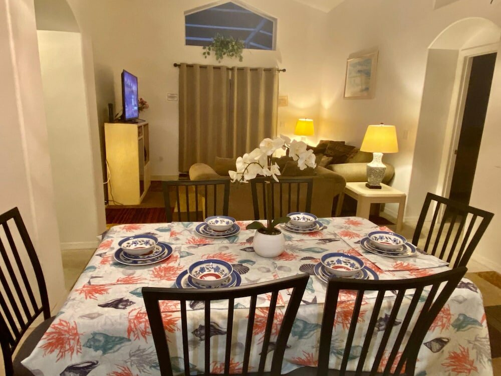 Фото Three Bedroom Pool House - 4684 Ppb - Vusa