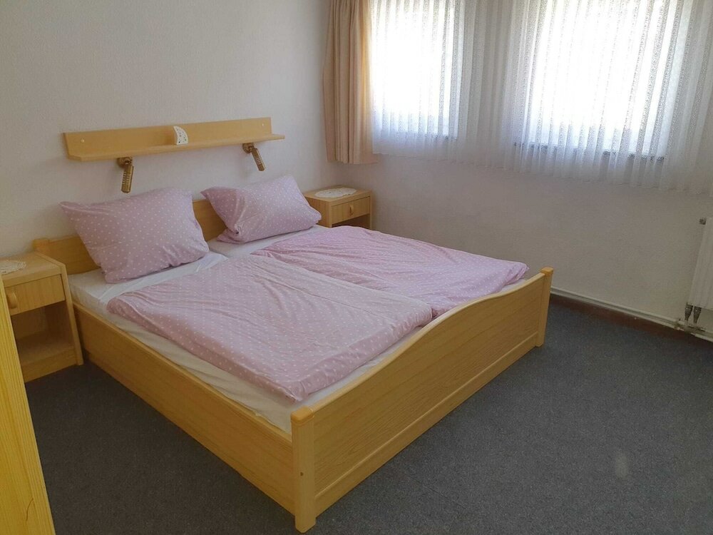 Фото Gästehaus und Fitness Haus Bergquell