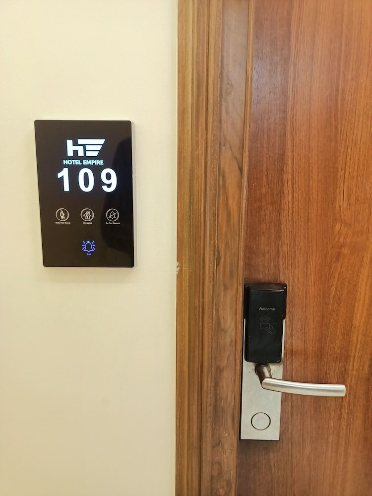 Фото Hotel Empire - Near International Airport