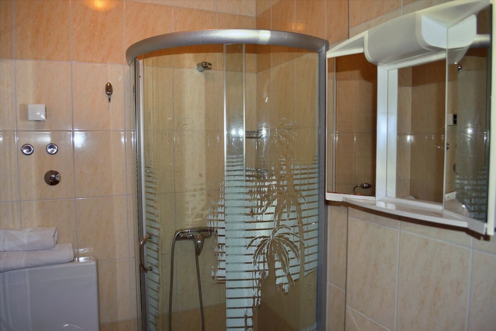 Фото Floral Apartments Pende