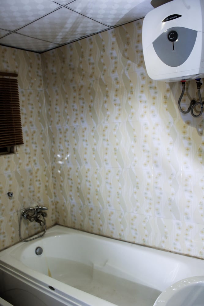 Фото Six Diamond Hotel