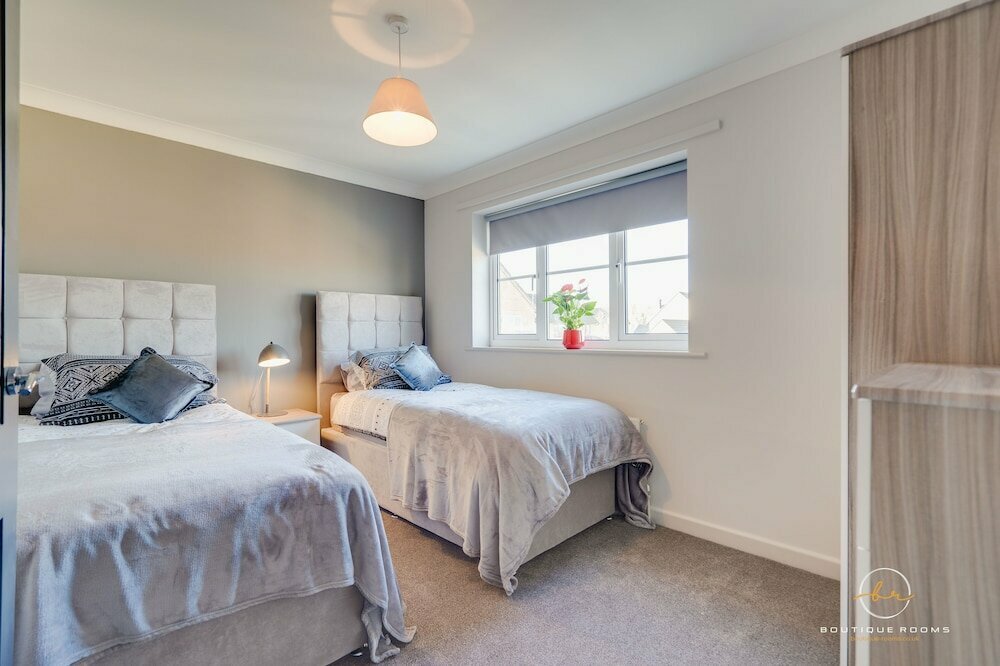 Hotel The Stylist Large Buddha House, England, photo