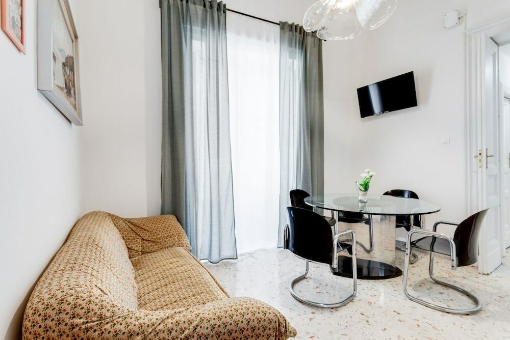 Фото Duomo Central & Elegant Flat