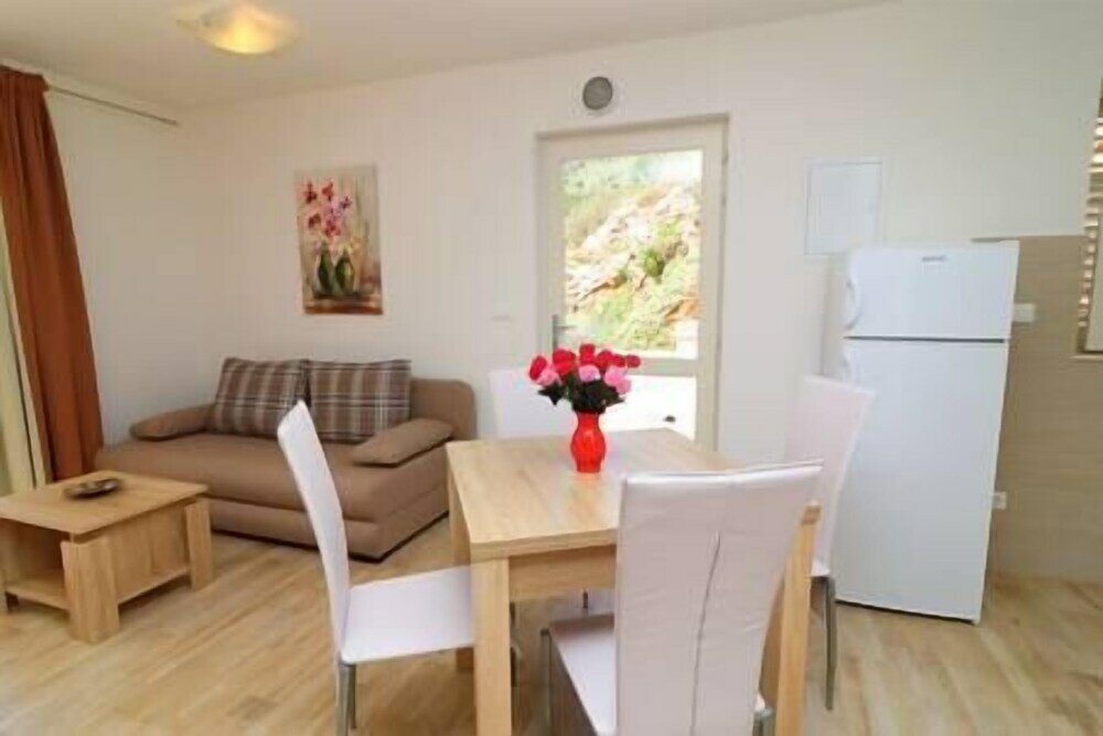 Фото Apartments Seafront Silence