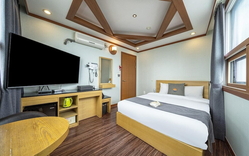 Фото Sokcho Ritz Hotel