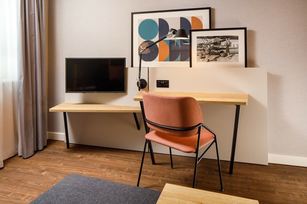 Фото Aparthotel Adagio London Sutton Point