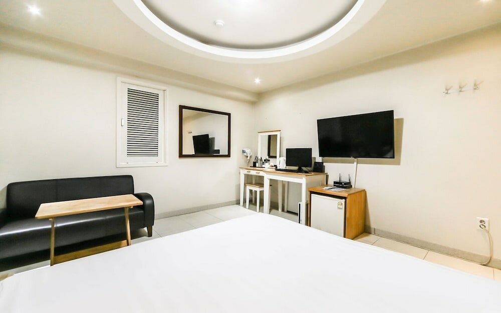 Фото Changwon Sangnam-dong Q