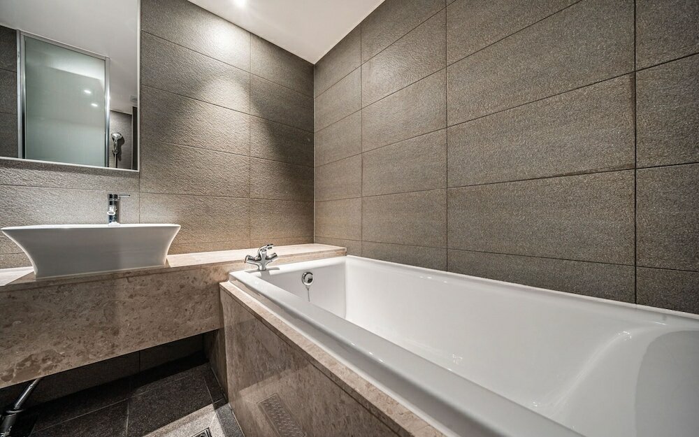 Фото Suwon Yeongtong Just Sleep Hotel