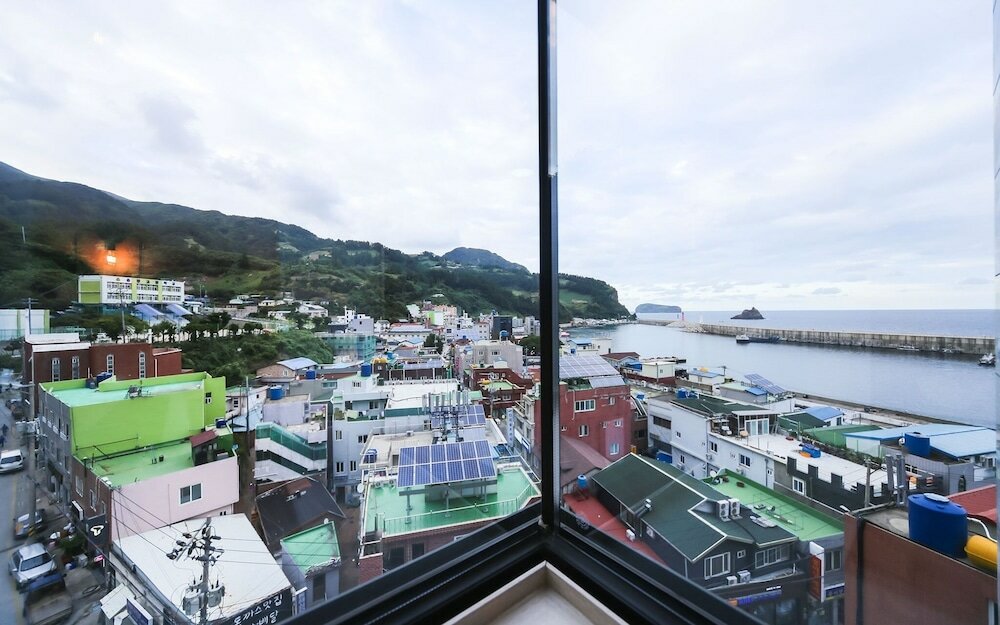 Фото Ulleung With Ulleung