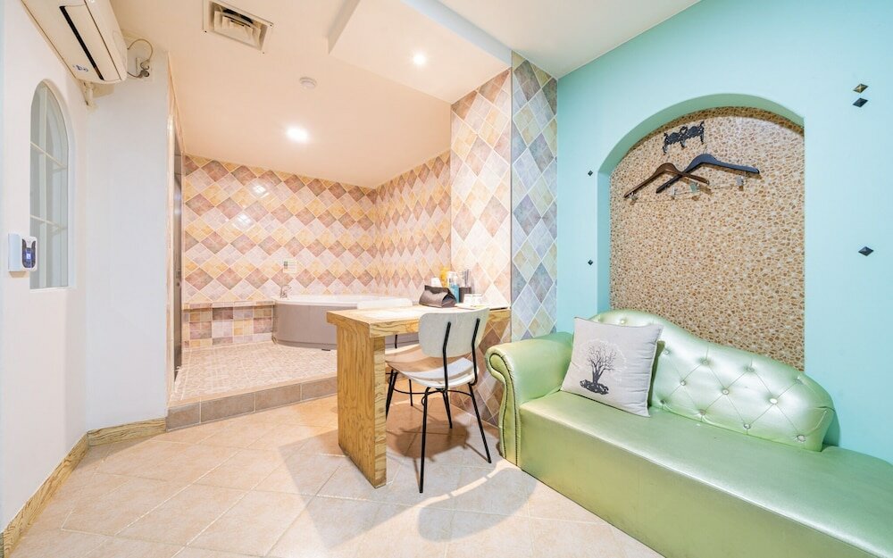 Фото Goyang Hwajeong Vole Hotel