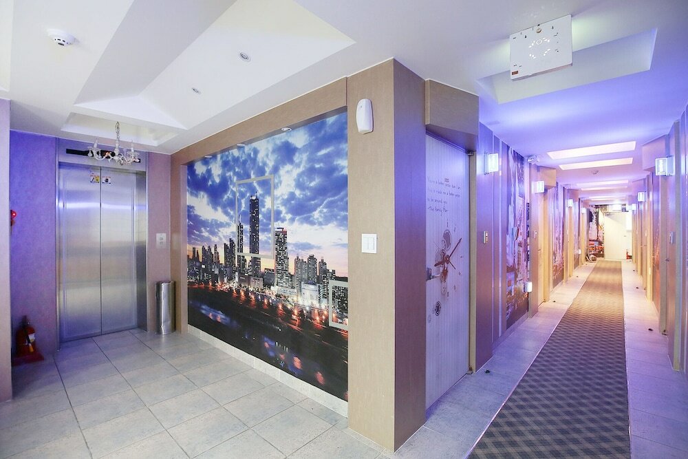 Фото Daejeon Wolpyeong M House