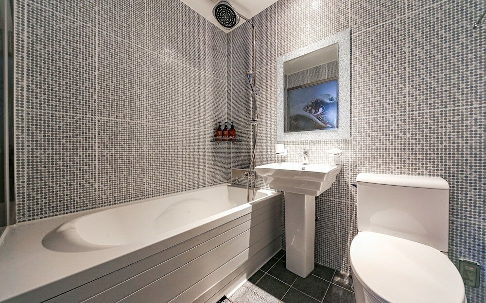 Фото Daegu Dongseongno B and B