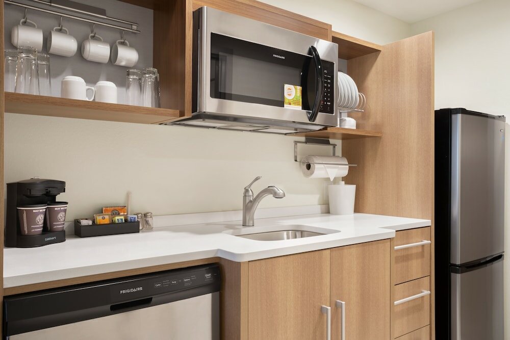 Фото Home2 Suites by Hilton New Brunswick, Nj