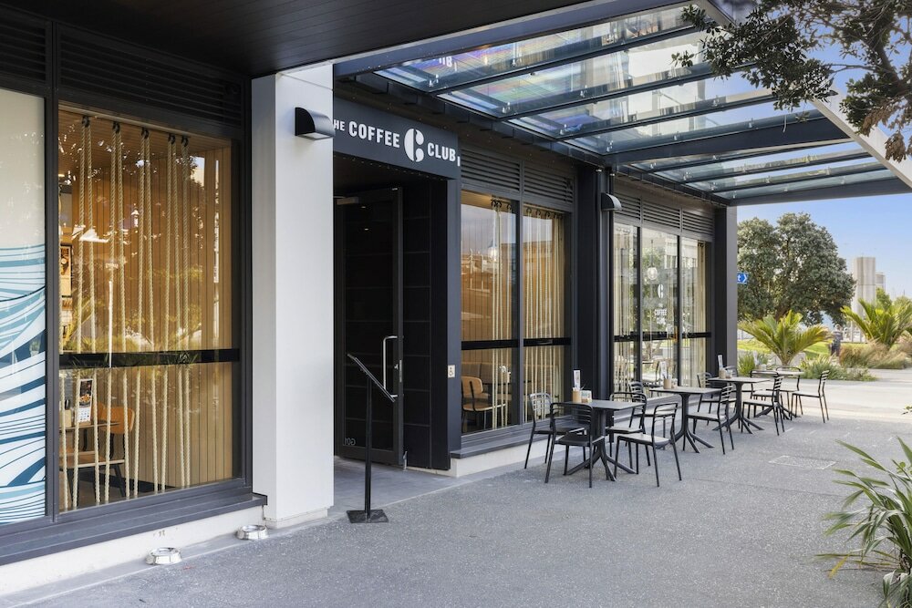 Фото Marsden Viaduct Hotel