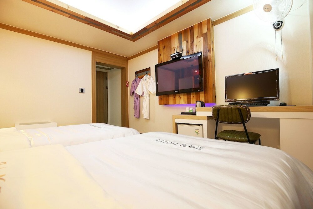 Фото Daejeon Yongjeon Good Time