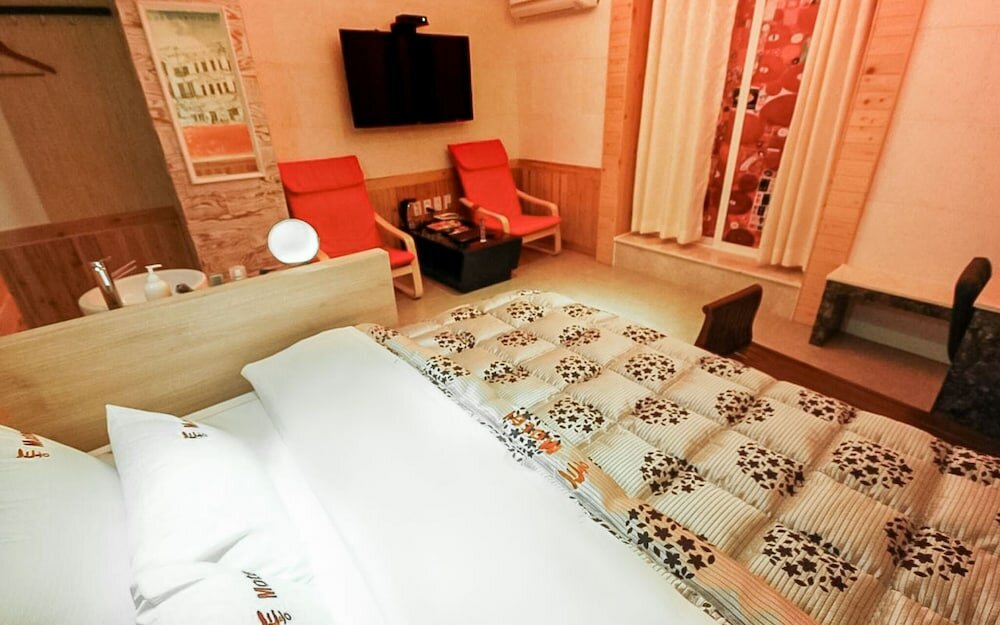 Фото Changwon Sangnam-dong Tong