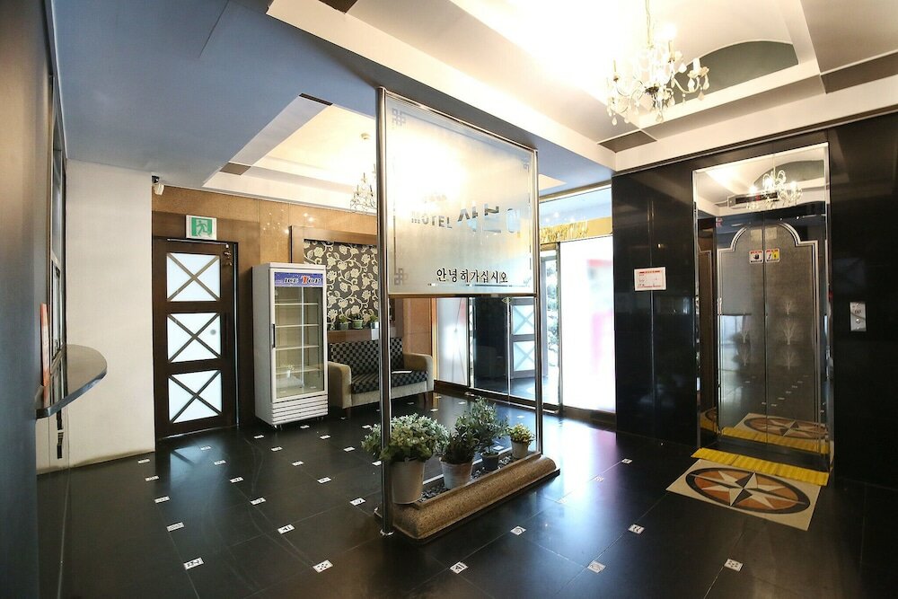 Фото Daejeon Yongjeon Savoy