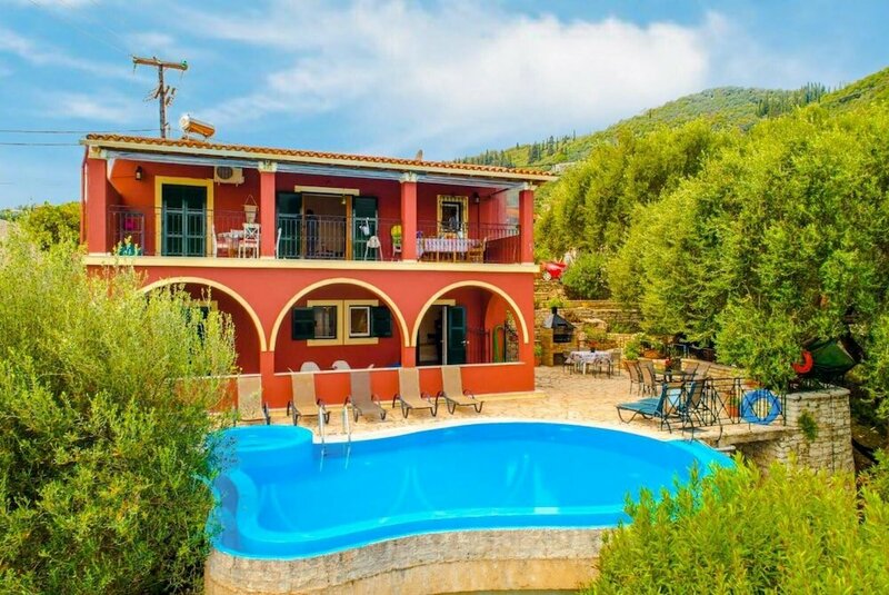 Гостиница Bougainvillea Large Private Pool Walk to Beach Sea Views A C Wifi Car Not Required Eco-friend - 195