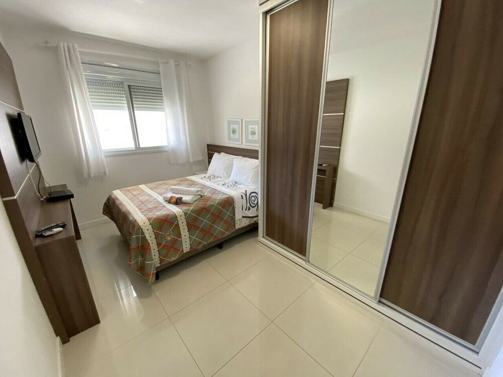 Фото Porto De Jurere Florianópolis Piscina