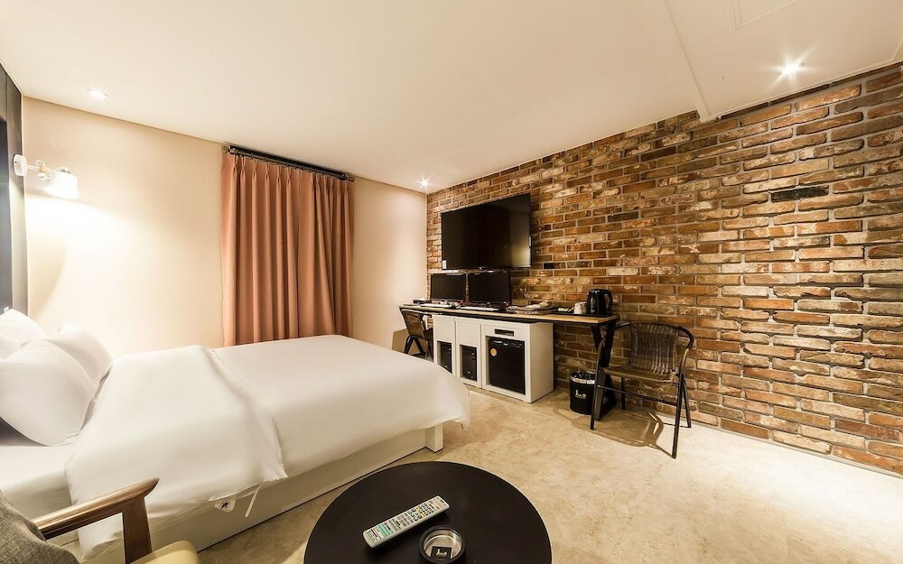 Фото Suwon Johnny B