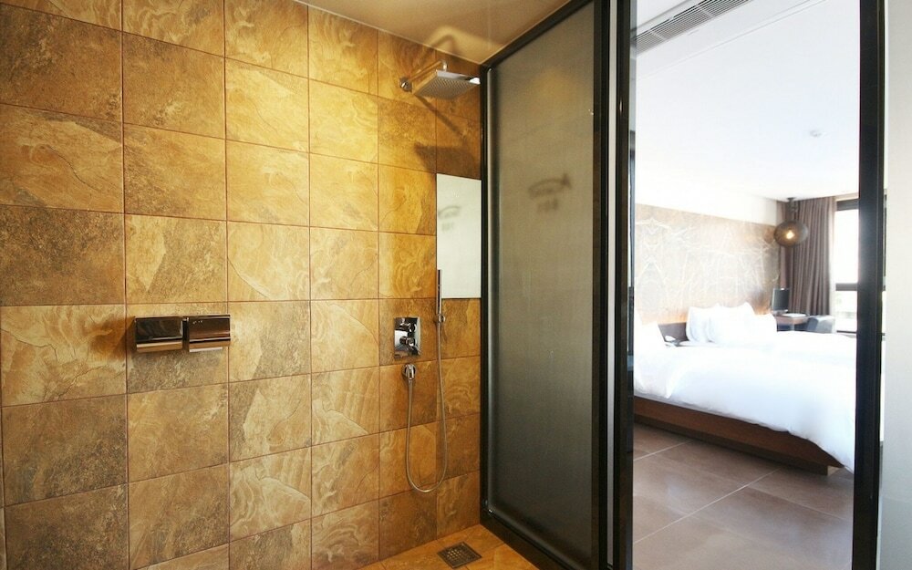 Фото Masan Almond Hotel