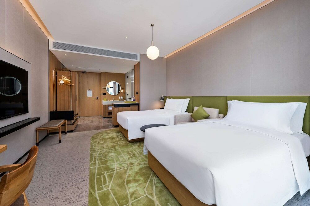 Фото Hilton Garden Inn Shenzhen Nanshan Science & Technology Park
