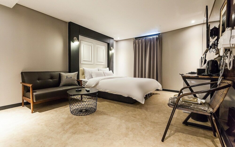 Фото Suwon Johnny B