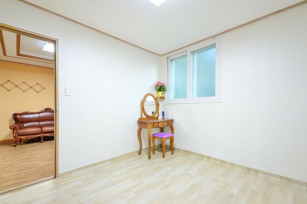 Фото Ganghwa Punggyung Gryujineon zip Pension