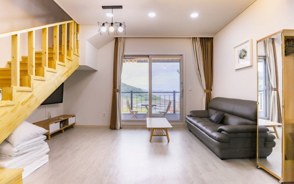 Фото Yeosu Gagopa Pension