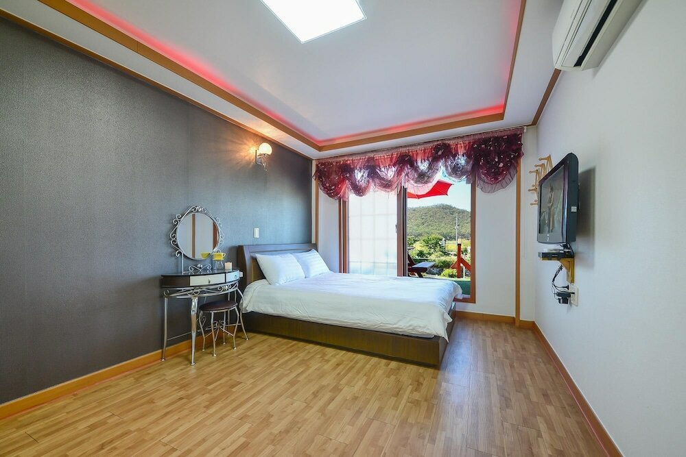 Фото Ganghwa Punggyung Gryujineon zip Pension