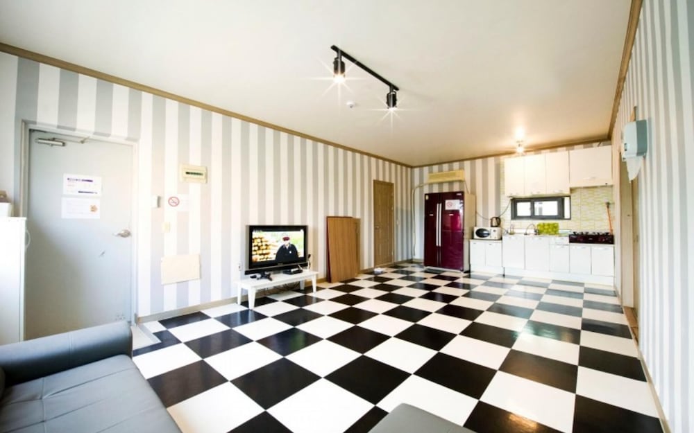 Фото Eurwangni Marine Camp Pension