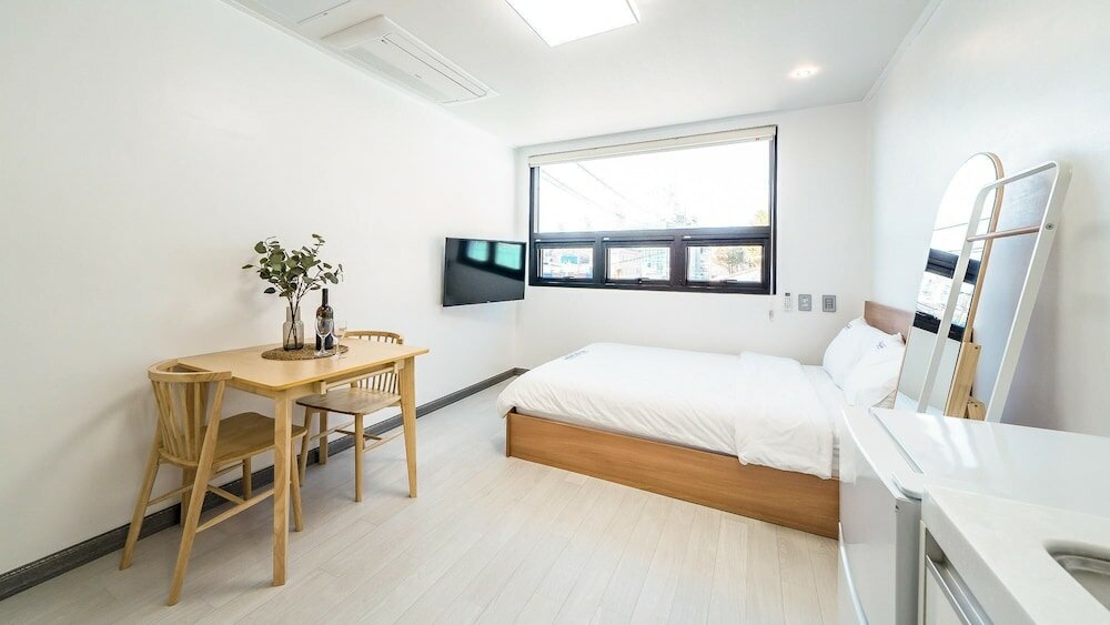 Фото Yeosu Nangmanstay Pension