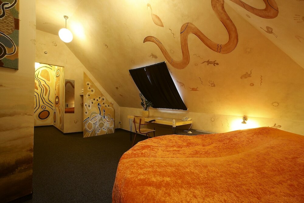 Фото Hotel De Plataan Delft Centrum