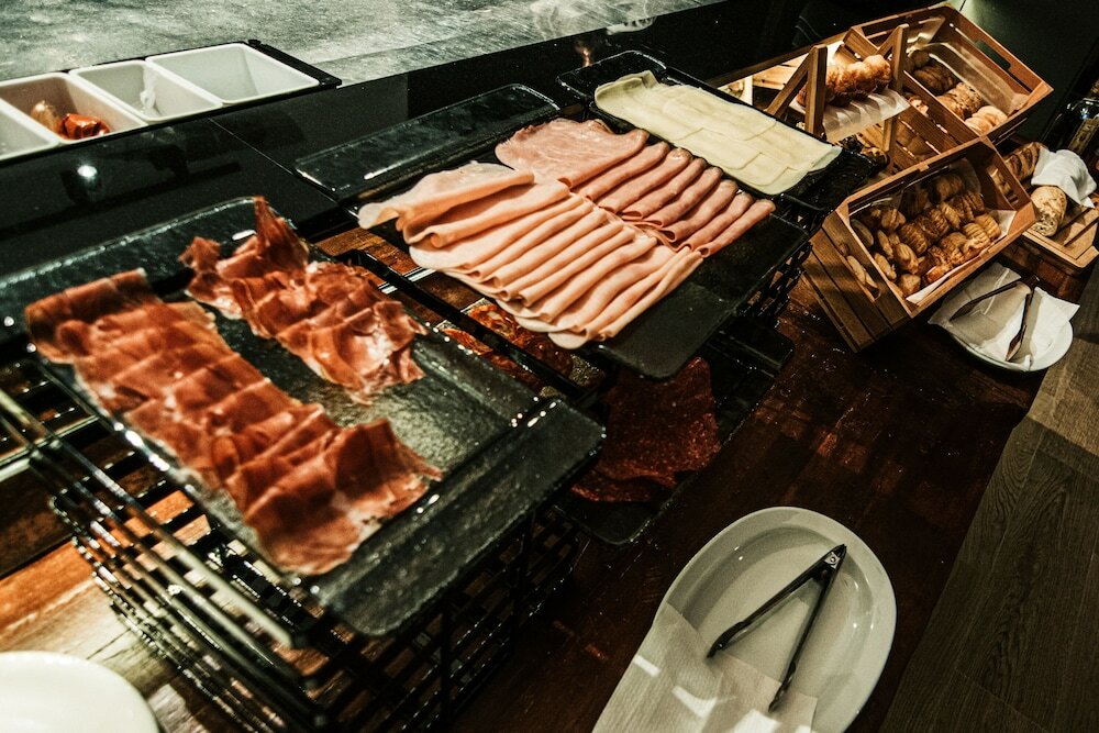 Фото Urban Anaga Hotel