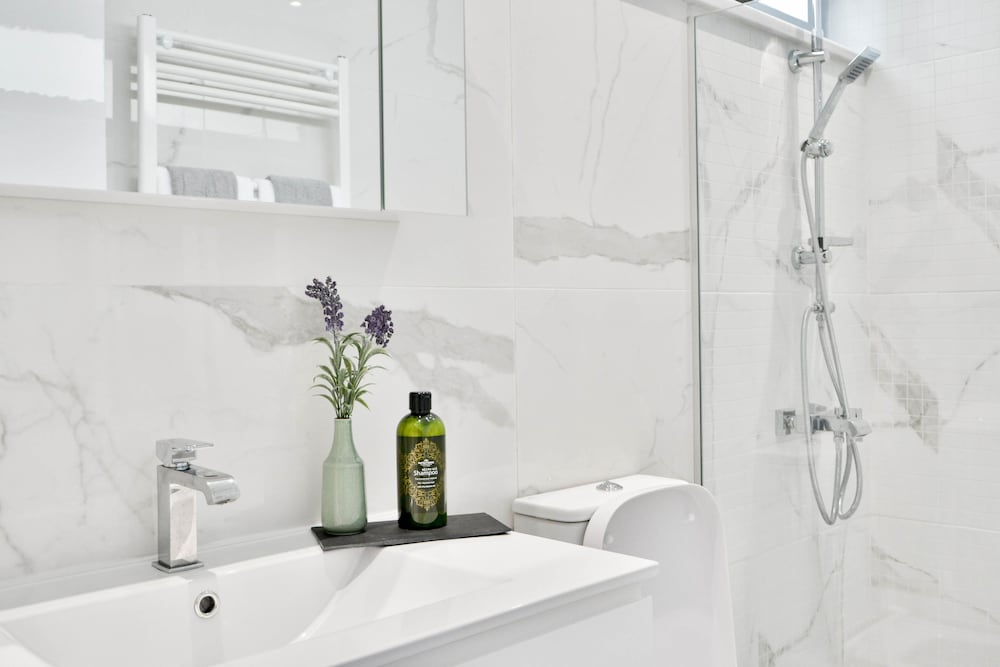 Фото Phaedrus Living Seaview Luxury Marina Court 213