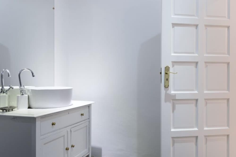 Фото Riverside Boutique Hotel