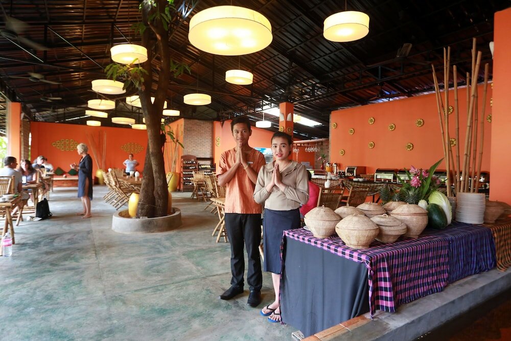 Фото Central Privilege Hotel