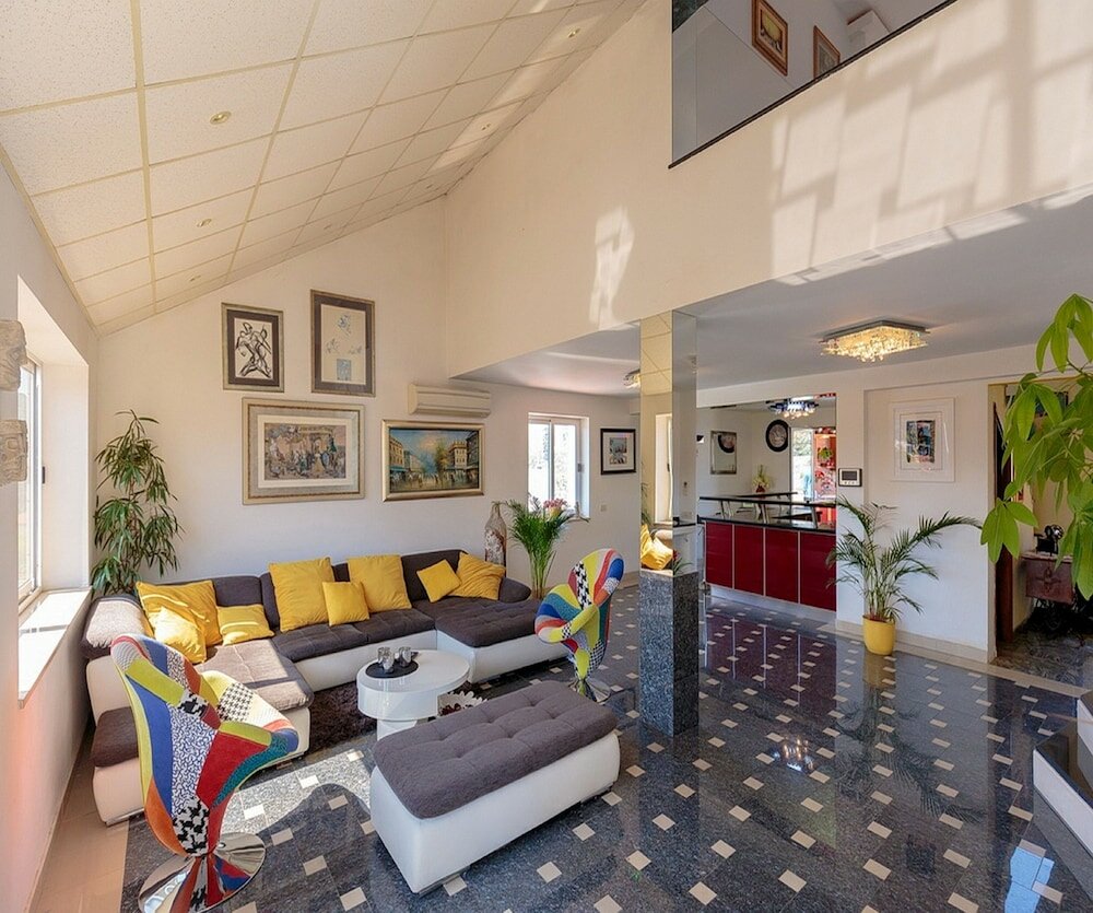 Фото Heavenly Holiday Home