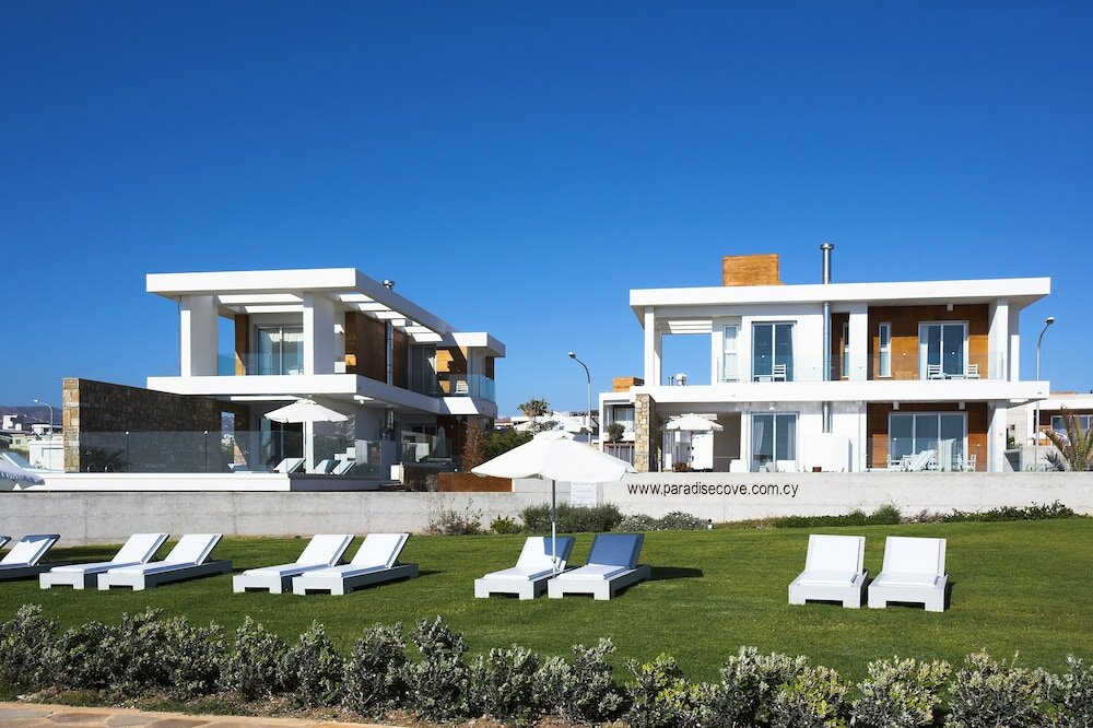 Фото Paradise Cove Beach Villas