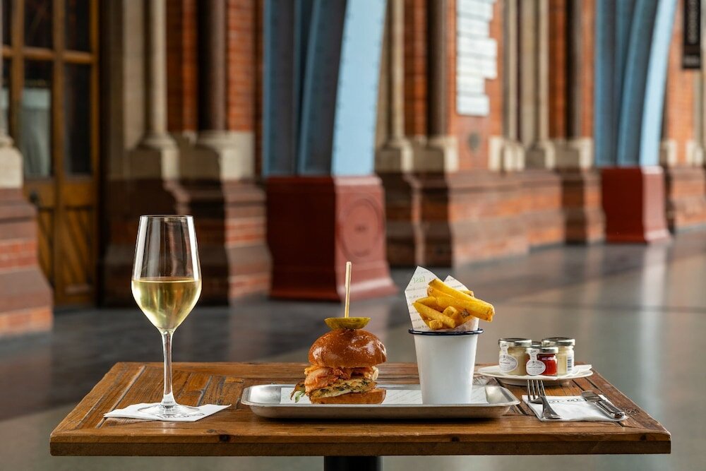 Фото St. Pancras Renaissance Hotel London